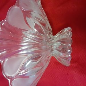 Glassware decor 12 in across